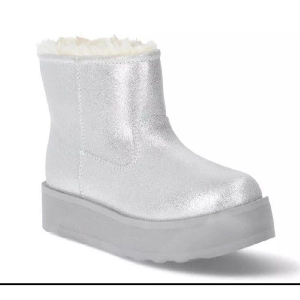 time and tru women's genuine suede platform cozy boots size 7 NWT Silver Sparkle